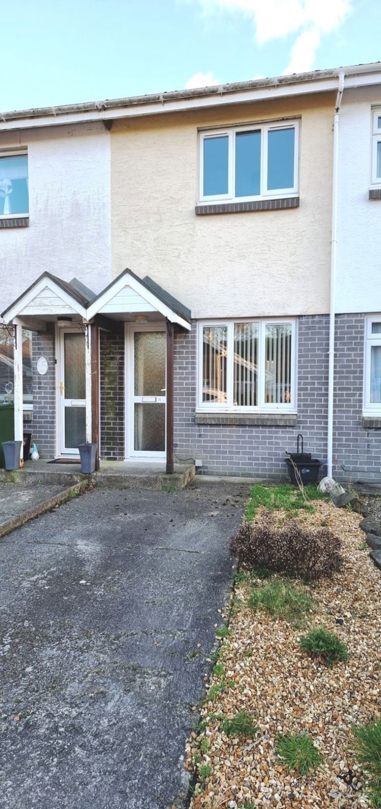 Click the photo for more details of 2 Bed Penrhyn coch