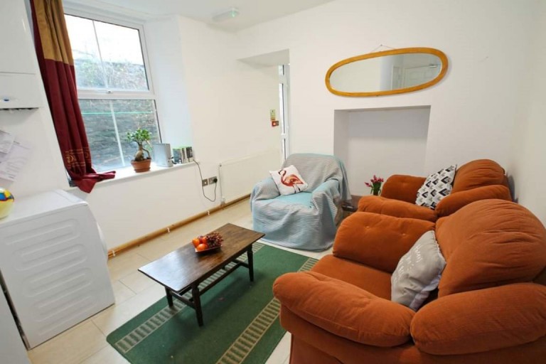 Images for 3 Bed Flat, (Flat 1) Caergog Terrace