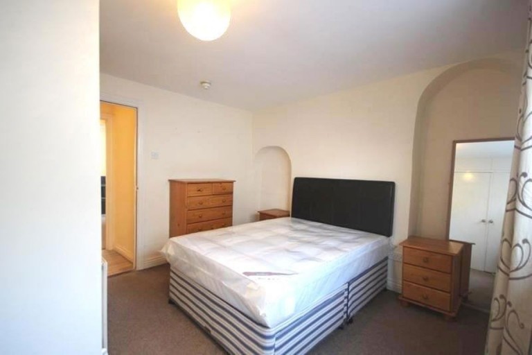 Images for 1 Bed Flat, Queen Street