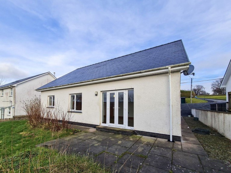 Images for Modern 3 Bed Bungalow in Ysbyty Ystwyth