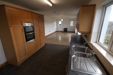 Click the photo for more details of 3 Bed Bungalow