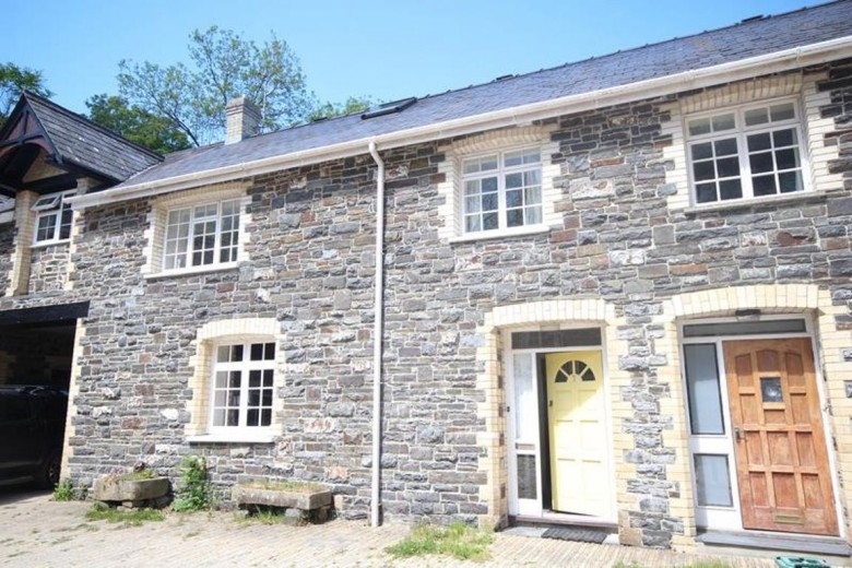 Click the photo for more details of 2 Bedroom Cottage in Rhydyfelin