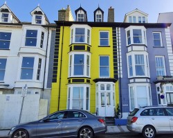 Images for Modern One-Bed Flat on Aberystwyth Seafront