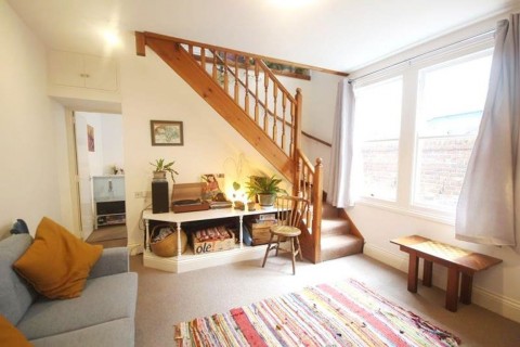 Click the photo for more details of Two Bedroom Maisonette, Queens Road